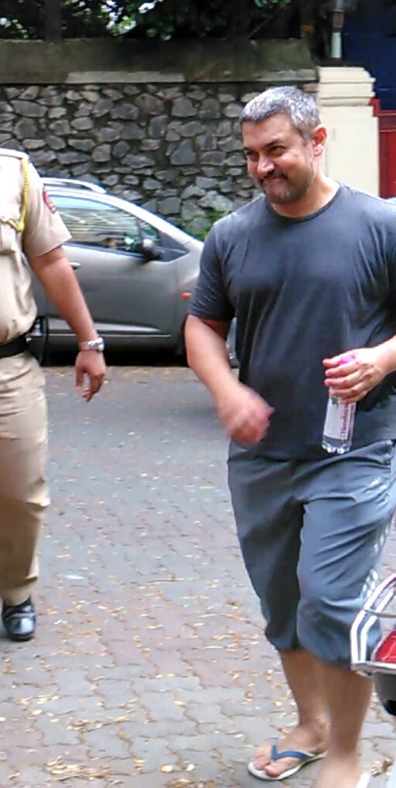 Bollywood Actor Aamir Khan snapped coming out of a Massage Parlour in Bandra. Aamir Khan snapped coming out of a Massage Parlour in Bandra,Aamir Khan,Aamir Khan snapped in Bandra,actor Aamir Khan,Aamir Khan latest pics,Aamir Khan latest images,Aamir Khan latest photos,Aamir Khan latest stills,Aamir Khan latest pictures