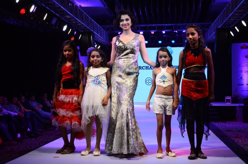 Photos of Yami Gautam, Lauren, Mandana and many more celebs dazzled the stage for SOIE with Archana Kochhar Yami Gautam,Lauren,Mandana,Yami Gautam,Lauren,Mandana and many more celebs dazzled the stage for SOIE with Archana Kochhar,SOIE with Archana Kochhar,Amrit Sethia,Shibani Roshni,Claudia,Bhagyashree,Sagarika