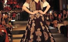 Bollywood Actress Aishwarya Rai Bachchan walks for Manish Malhotra at Amazon India Couture Week 2015.