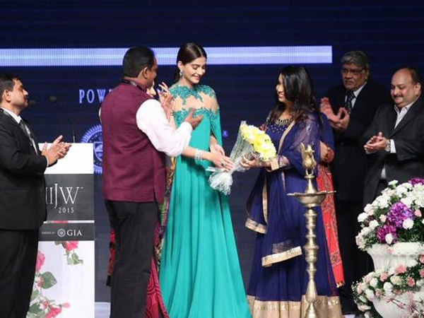 Bollywood Actress Sonam Kapoor takes our breath away in a stunning Michael Costello Gown. Sonam Kapoor,Actress Sonam Kapoor,Sonam Kapoor at IIJW 2015 Inauguration Ceremony,Sonam Kapoor at IIJW 2015,IIJW 2015,Sonam Kapoor latest pics,Sonam Kapoor latest images,Sonam Kapoor latest photos,Sonam Kapoor latest stills,Sonam Kapoor latest pictures