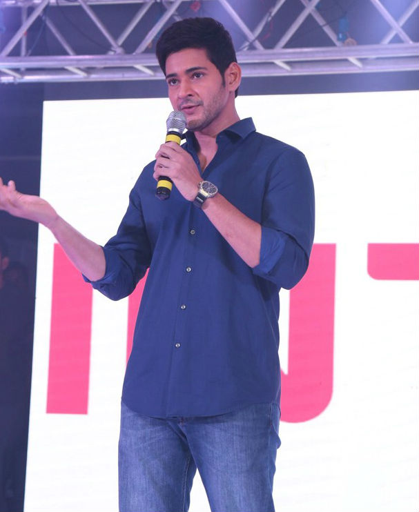 Telugu Actor Mahesh Babu at INTEX Mobile Launch. Mahesh Babu,Mahesh Babu at INTEX Mobile Launch,INTEX Mobile Launch,INTEX Mobile,prince Mahesh Babu,actor Mahesh Babu,Mahesh Babu latest pics,Mahesh Babu latest images,Mahesh Babu latest photos,Mahesh Babu latest stills,Mahesh Babu latest pictures