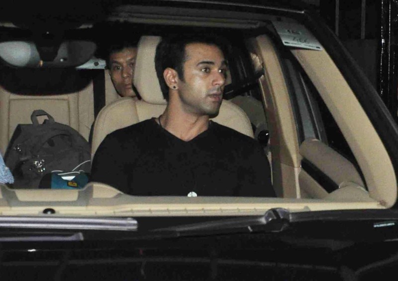 Bollywood Actor Pulkit Samrat Spotted at Santacruz. Pulkit Samrat,Pulkit Samrat Spotted at Santacruz,Actor Pulkit Samrat,Pulkit Samrat latest pics,Pulkit Samrat latest images,Pulkit Samrat latest photos,Pulkit Samrat latest pictures,Pulkit Samrat latest gallery