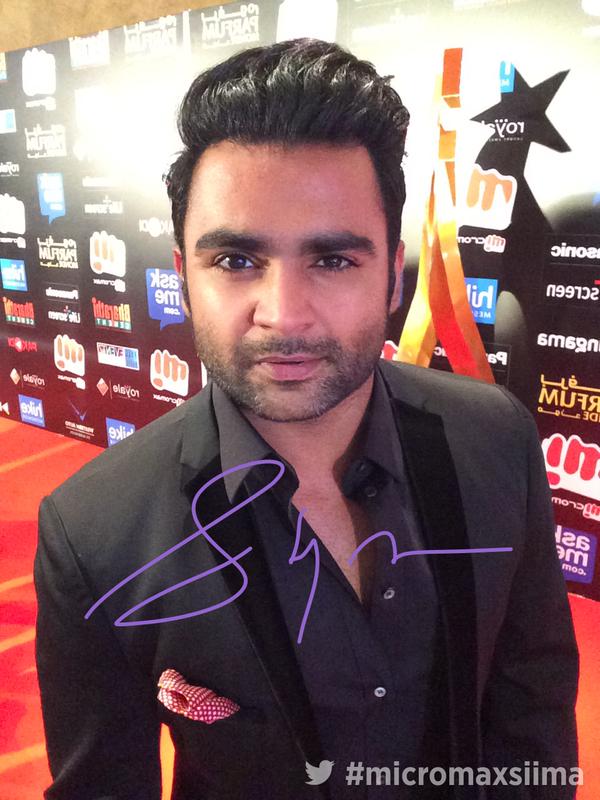 South Indian Celebs at SIIMA Awards 2015 Day 1. SIIMA,SIIMA Awards 2015 Day 1,SIIMA Awards 2015,SIIMA 2015,SIIMA Awards 2015 pics,SIIMA Awards 2015 images,SIIMA Awards 2015 photos,SIIMA Awards 2015 pictures