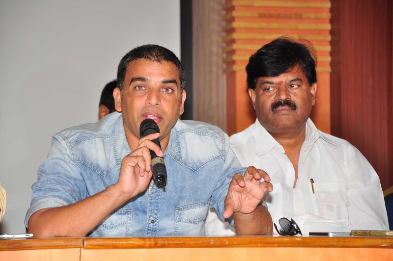 Photos of Telugu Movie Srimanthudu Movie Piracy Press Meet function held at Hyderabad. Srimanthudu Movie Piracy Press Meet,telugu movie Srimanthudu Movie Piracy Press Meet,Srimanthudu,telugu movie Srimanthudu,Srimanthudu Movie Piracy Press Meet pics,Srimanthudu Movie Piracy Press Meet images,Srimanthudu Movie Piracy Press Meet photos