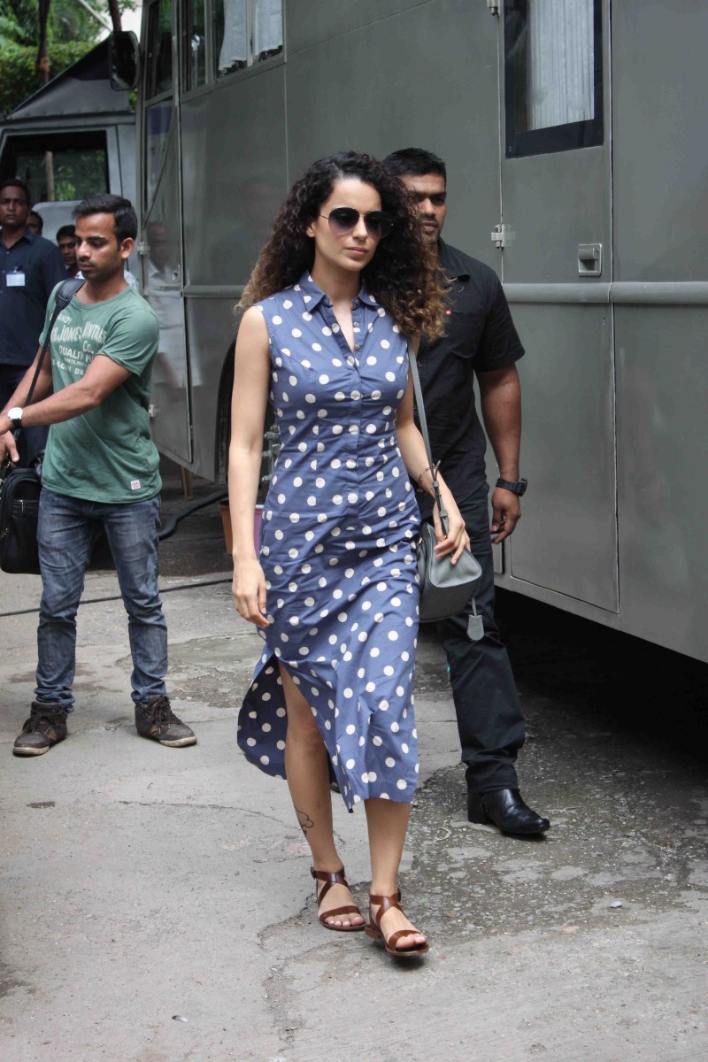 Bollywood Actress Kangana Ranaut and Actor Imran Khan promote Katti Batti Movie. Kangana Ranaut,Imran Khan,Kangana Ranaut and Imran Khan promote Katti Batti Movie,Katti Batti Movie Promotion,Katti Batti,actress Kangana Ranaut,Kangana Ranaut latest pics,Kangana Ranaut latest images,Kangana Ranaut latest photos,Kangana Ranaut latest sti