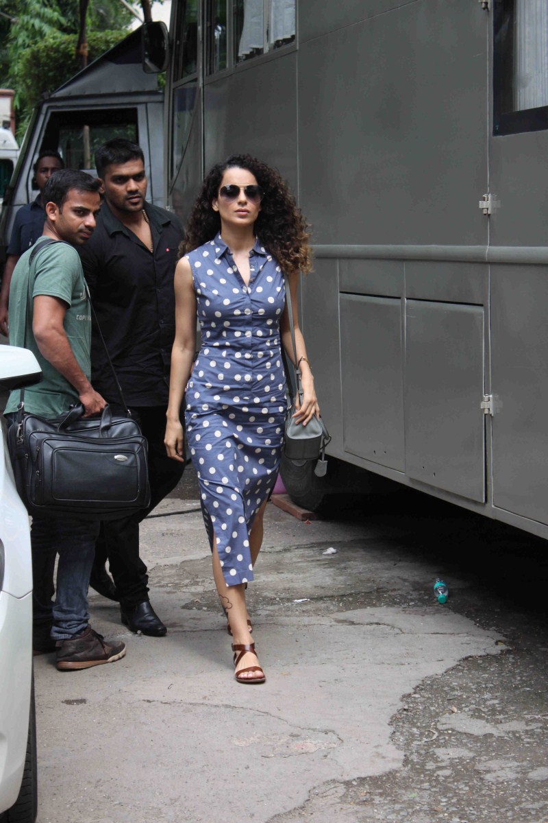 Bollywood Actress Kangana Ranaut and Actor Imran Khan promote Katti Batti Movie. Kangana Ranaut,Imran Khan,Kangana Ranaut and Imran Khan promote Katti Batti Movie,Katti Batti Movie Promotion,Katti Batti,actress Kangana Ranaut,Kangana Ranaut latest pics,Kangana Ranaut latest images,Kangana Ranaut latest photos,Kangana Ranaut latest sti