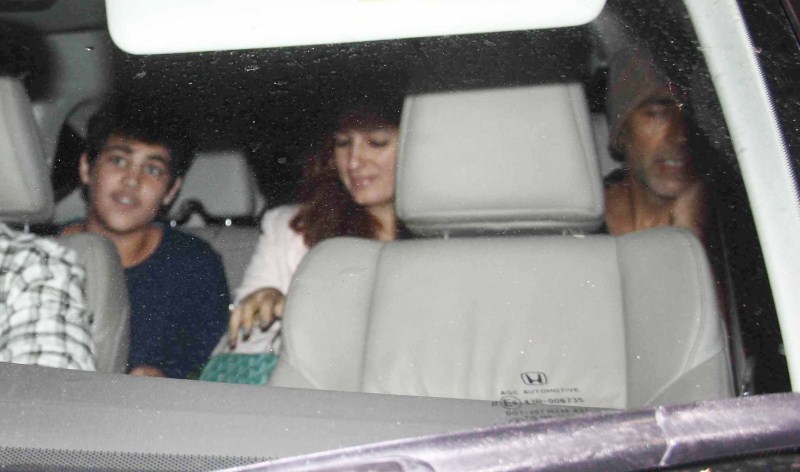Bollywood Actor Akshay Kumar, Twinkle and Son Spotted at Juhu PVR. Akshay Kumar,Akshay Kumar,Twinkle and Son Spotted at Juhu PVR,Twinkle,actor Akshay Kumar,Twinkle and Son