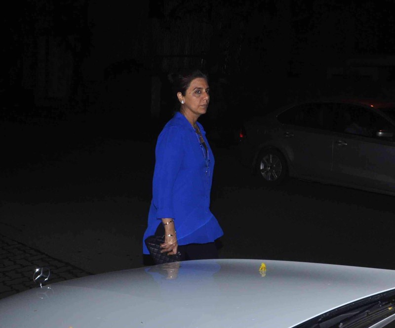 Photos of Rishi Kapoor and Neetu Spoted at Bandra. Rishi Kapoor,Neetu,Rishi Kapoor Spoted at Bandra,Neetu Spoted at Bandra,Rishi Kapoor and Neetu