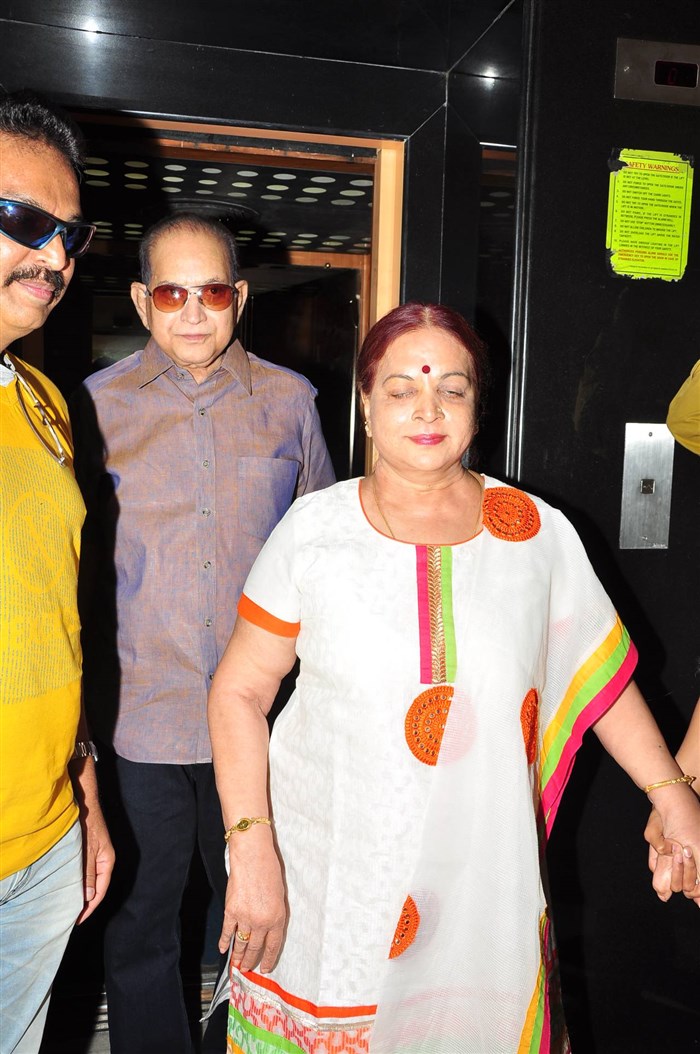 Actor Krishna watches Srimanthudu Movie at Prasad Labs, Hyderabad. Superstar Krishna, Vijaya Nirmala, Vijaya Naresh graced the event. Mahesh Babu,Mahesh Babu Father Krishna,Krishna watches Srimanthudu movie,Srimanthudu,Srimanthudu special screening,Superstar Krishna,Vijaya Nirmala,Vijaya Naresh