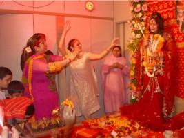 Godwoman Radhe Maa,Radhe Maa,controversial godwoman radhe maa,Radhe Maa rare pics,Radhe Maa rare images,Radhe Maa rare photos,Radhe Maa unseen pics,Radhe Maa unseen images,Radhe Maa unseen photos,Radhe Maa unseen stills