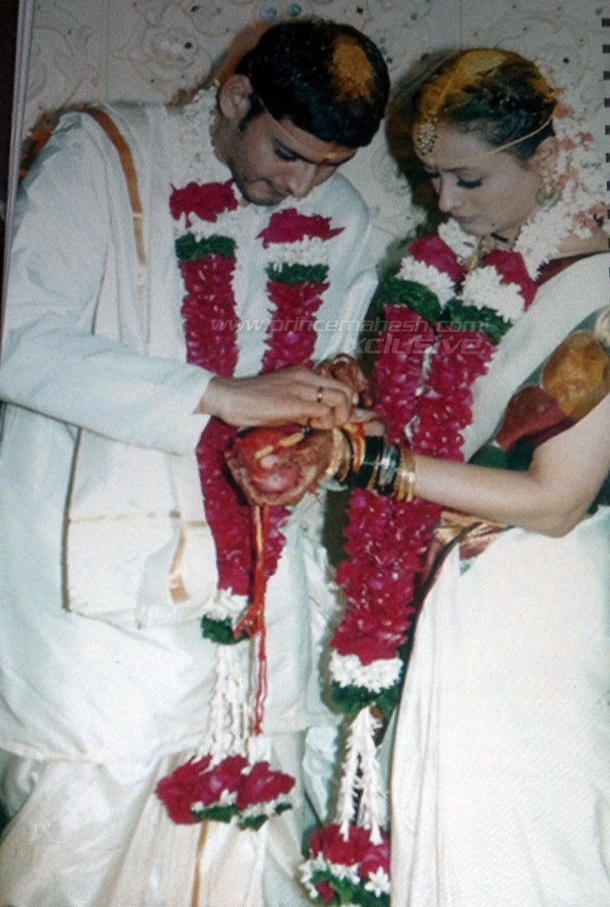Happy Birthday Mahesh Babu: Rare and Unseen photos of Srimanthudu Star. Happy Birthday Mahesh Babu,Mahesh Babu,Mahesh Babu birthday,Mahesh Babu birthday celebration,Mahesh Babu rare pics,Mahesh Babu rare images,Mahesh Babu rare photos,Mahesh Babu rare stills,Mahesh Babu rare pictures,Mahesh Babu unseen pics,Mahesh Babu unseen