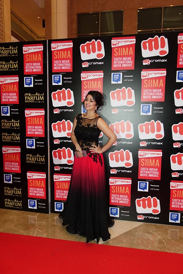 Malayalam celebs at SIIMA 2015 Red Carpet Malayalam celebs at SIIMA 2015,SIIMA 2015 malayalam,SIIMA 2015 mollywood,malayalam celebs,mollywood celebs