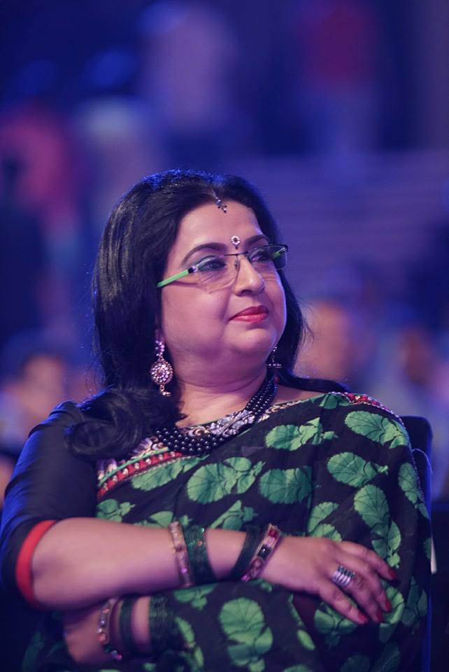 Malayalam celebs at SIIMA 2015 Red Carpet Malayalam celebs at SIIMA 2015,SIIMA 2015 malayalam,SIIMA 2015 mollywood,malayalam celebs,mollywood celebs