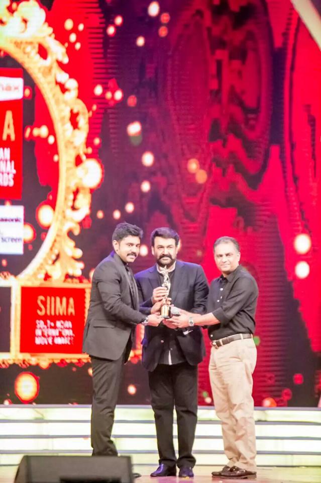 SIIMA 2015: Winners' List in Malayalam Category Siima 2015,siima 2015 malayalam winners,siima 2015 winners malayalam,siima malayalam best actor,siima malayalam best actress,nivin pauly,manju warrier,bangalore days,anjali menon