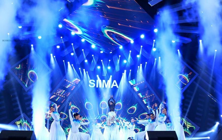 Rima Kallingal Performs during SIIMA Awards 2015 Rima kallingal,rima kallingal dance,rima kallingal siima 2015,siima 2015 performances,rima kallingal siima 2015 performance