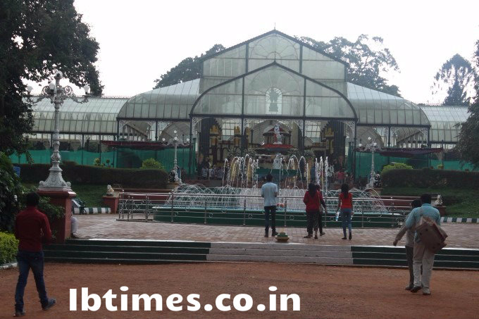Independence Day Flower Show At Lalbagh Bangalore 2015 Photos Images