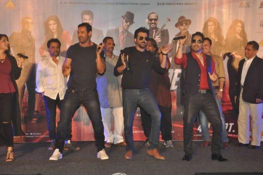 Bollywood Actor John Abraham, Anil Kapoor, Nana Patekar dance at Welcome Back song launch.