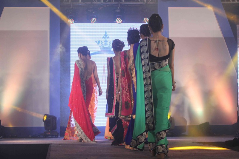 Photos of Sterling Silver Jewellery Fashion Show. Sterling Silver Jewellery Fashion Show,Sterling Silver Jewellery,Fashion Show,Fashion event,ramp walk,models ramp walk,Fashion Show pics,Fashion Show images,Fashion Show stills,Fashion Show pictures