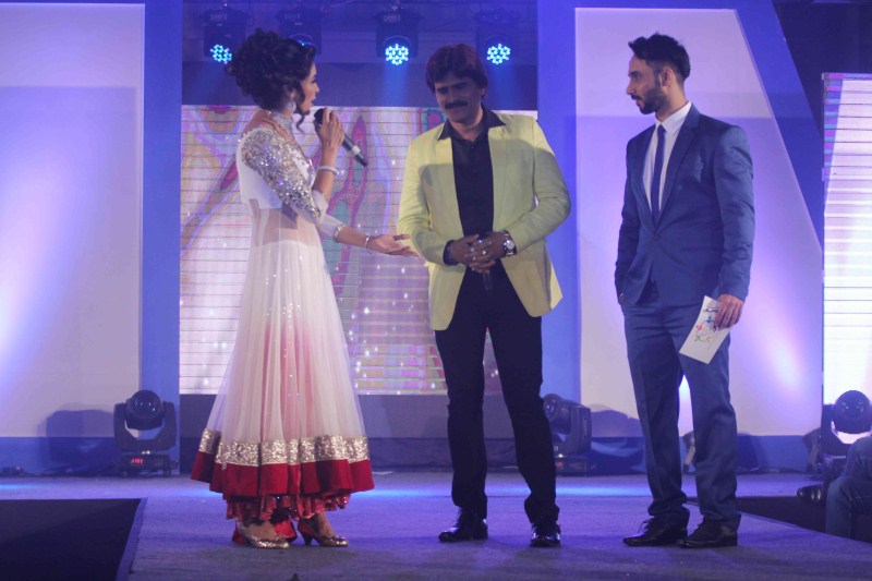 Photos of Sterling Silver Jewellery Fashion Show. Sterling Silver Jewellery Fashion Show,Sterling Silver Jewellery,Fashion Show,Fashion event,ramp walk,models ramp walk,Fashion Show pics,Fashion Show images,Fashion Show stills,Fashion Show pictures