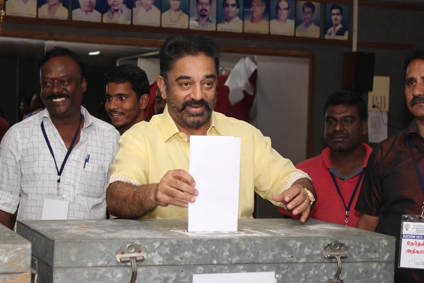 South Indian Actor Kamal Haasan votes in Cine and TV Dancers & Dance Directors Association Election. Kamal Haasan,Cine and TV Dancers & Dance Directors Association Election,Directors Association Election,South Indian Actor Kamal Haasan,Actor Kamal Haasan,Kamal Haasan latest pics,Kamal Haasan latest images,Kamal Haasan latest photos,Kamal Haasan lates