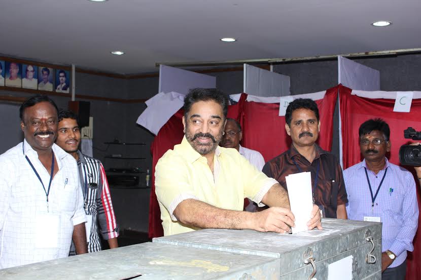 South Indian Actor Kamal Haasan votes in Cine and TV Dancers & Dance Directors Association Election. Kamal Haasan,Cine and TV Dancers & Dance Directors Association Election,Directors Association Election,South Indian Actor Kamal Haasan,Actor Kamal Haasan,Kamal Haasan latest pics,Kamal Haasan latest images,Kamal Haasan latest photos,Kamal Haasan lates
