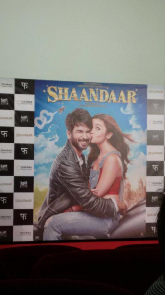 Bollywood Movie Shaandaar Trailer Launch Pictures. Shaandaar Trailer Launch,Shaandaar,Shahid Kapoor,Alia Bhatt,Shaandaar Trailer Launch pics,Shaandaar Trailer Launch images,Shaandaar Trailer Launch photos,Shaandaar Trailer Launch stills,Shaandaar Trailer Launch Pictures
