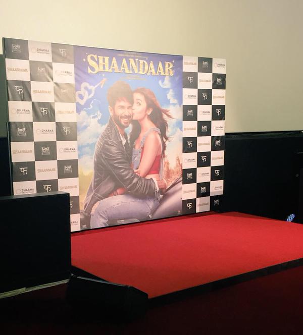 Bollywood Movie Shaandaar Trailer Launch Pictures. Shaandaar Trailer Launch,Shaandaar,Shahid Kapoor,Alia Bhatt,Shaandaar Trailer Launch pics,Shaandaar Trailer Launch images,Shaandaar Trailer Launch photos,Shaandaar Trailer Launch stills,Shaandaar Trailer Launch Pictures