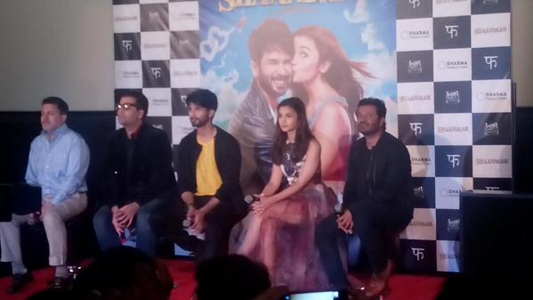 Bollywood Movie Shaandaar Trailer Launch Pictures. Shaandaar Trailer Launch,Shaandaar,Shahid Kapoor,Alia Bhatt,Shaandaar Trailer Launch pics,Shaandaar Trailer Launch images,Shaandaar Trailer Launch photos,Shaandaar Trailer Launch stills,Shaandaar Trailer Launch Pictures