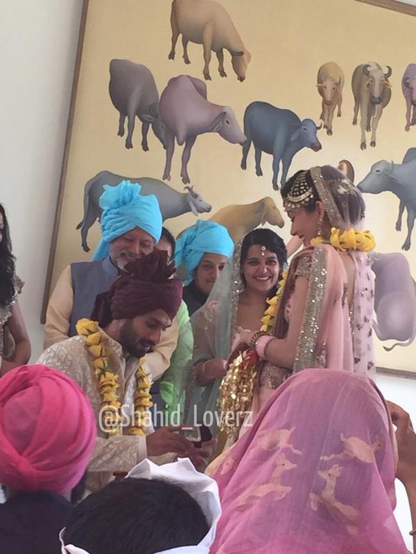 Here are some Unseen pics of Shahid Kapoor and Mira Wedding. Shahid Kapoor,Shahid Kapoor and Mira,Shahid Kapoor and Mira Wedding,Shahid Kapoor and Mira marriage,Mira,Shahid Kapoor and Mira Wedding pics,Shahid Kapoor and Mira Wedding images,Shahid Kapoor and Mira Wedding photos,Shahid Kapoor and Mira Wedding stills