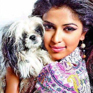 Check out your favorite celebs with their favorite Pets. Celebs and Their Pets,Celebs with Pets,pet animals,Celebs and Their Pets Photos,Celebs and Their Pets pictures,Celebs and Their Pets images,Celebs and Their Pets stills,Celebrity Pets,Celeb's Best Friend,Celebrities With Their Pets