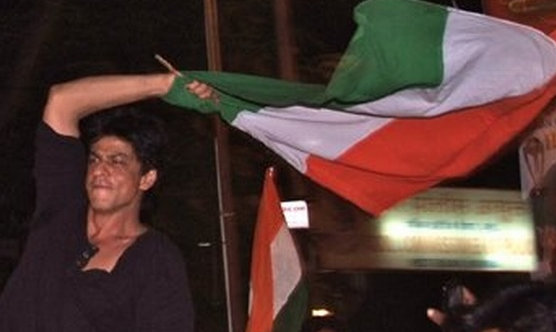 When politicians and celebrities insulted the national flag. Independence Day,Indian national flag,Indian flag photos,celebrities with indian flag,celebrities disrespecting indian flag,national flag,Indian independence day,pictures,images,indian flag controversies,Sharukh khan,Indian flag insulted,Indian Prime mini