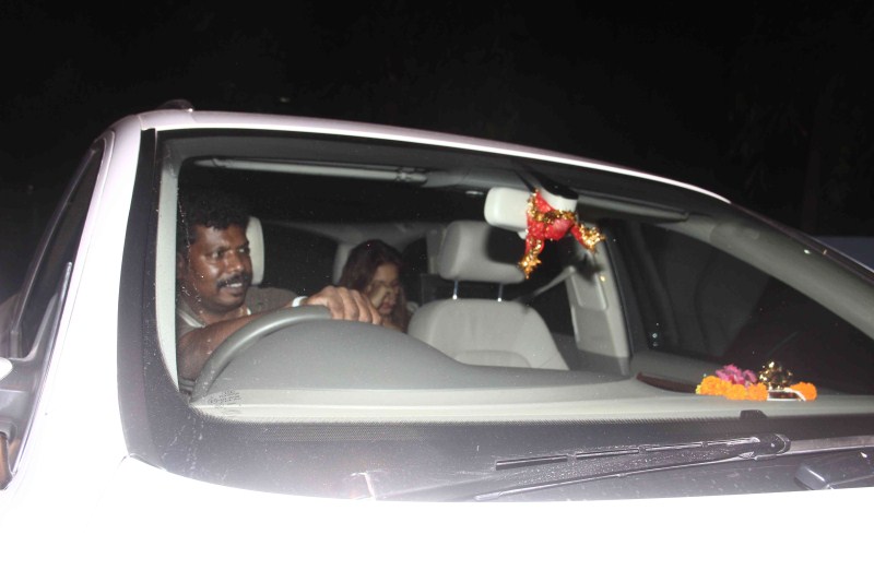 Bollywood Actress Bipasha Basu and Karan Singh Grover in Juhu. Bipasha Basu,Karan Singh Grover,Bipasha Basu and Karan Singh Grover,Spotted: Bipasha Basu and Karan Singh Grover in Juhu,Bipasha Basu and Karan Singh Grover in Juhu
