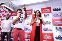 Vikram and Samantha's 10 Endrathukulla Teaser Launch Photos