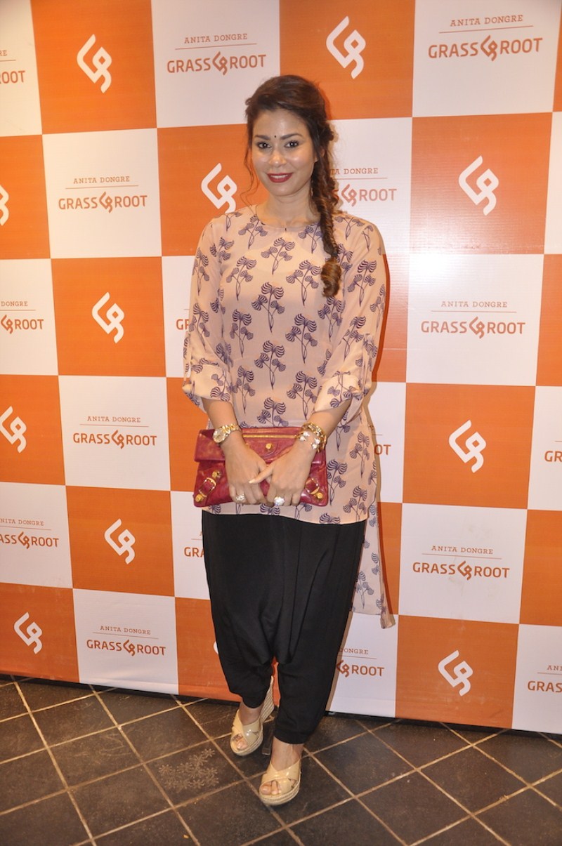 Photos of Dia Mirza, Raveena Tandon, Diana Penty, Swara Bhaskar at Grass & Root New Designs Launch. Dia Mirza,Raveena Tandon,Diana Penty,Swara Bhaskar,Grass & Root New Designs Launch,Grass & Root New Designs