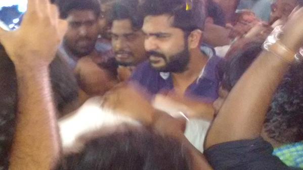 South Indian Actor Simbu at Kasi Theater. Vaalu First Show,Simbu at Kasi Theater,Simbu,Silambarasan,actor simbu,Kasi Theater