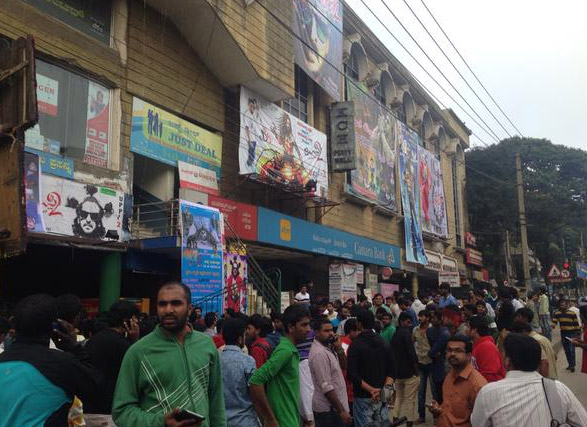 The wait is over! The much-anticipated Uppi 2,upendra,upendra 2,Fans Celebrate Uppi 2,Uppi 2 celebration,upendra fans,upendra fans at peaks