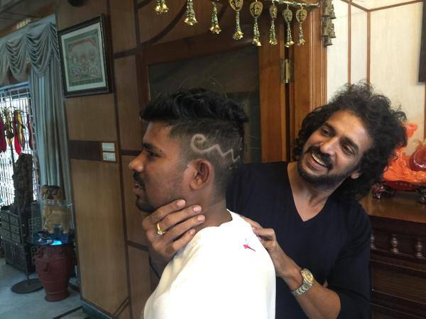 The wait is over! The much-anticipated Uppi 2,upendra,upendra 2,Fans Celebrate Uppi 2,Uppi 2 celebration,upendra fans,upendra fans at peaks