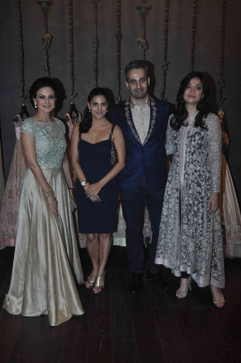 Photos of Shyamal and Bhumika unveiled their New Wedding Costumes. Shyamal,Shyamal Bhumika,Esha Gupta,Bhumika Shodhan,Wedding Costumes,Esha Gupta,Shyamal and Bhumika unveiled their New Wedding Costumes