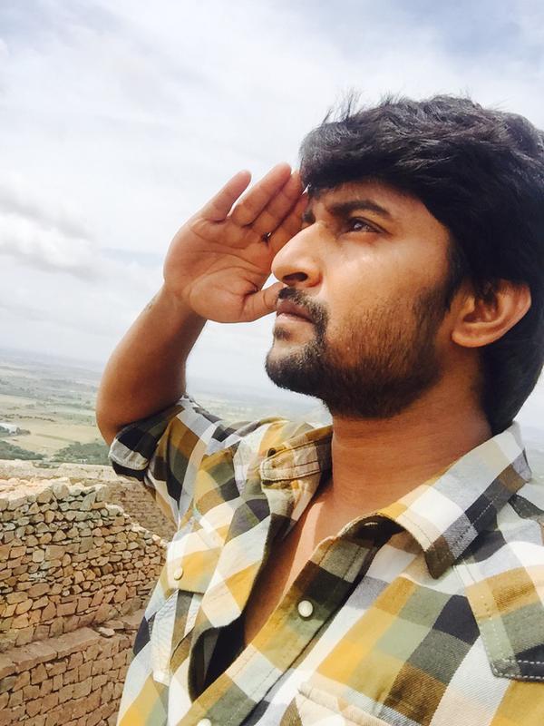 Telugu Actor Mahesh Babu, Jr Ntr, Nani Salute Selfie for Indian Army. Mahesh Babu,Jr Ntr,Nani,Mahesh Babu Salute Selfie,Jr Ntr Salute Selfie,Nani Salute Selfie,Salute Selfie for Indian Army,Salute Selfie,celebs Salute Selfie for Indian Army,celebs Salute Selfie,Amala Paul