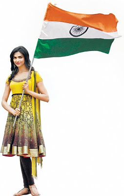 Here are some celebs pose with the Indian flag. Independence Day,Celebs with Indian Flag,Indian Flag,I-Day,celebs pose with the Indian flag,Independence Day 2015,69th Independence Day