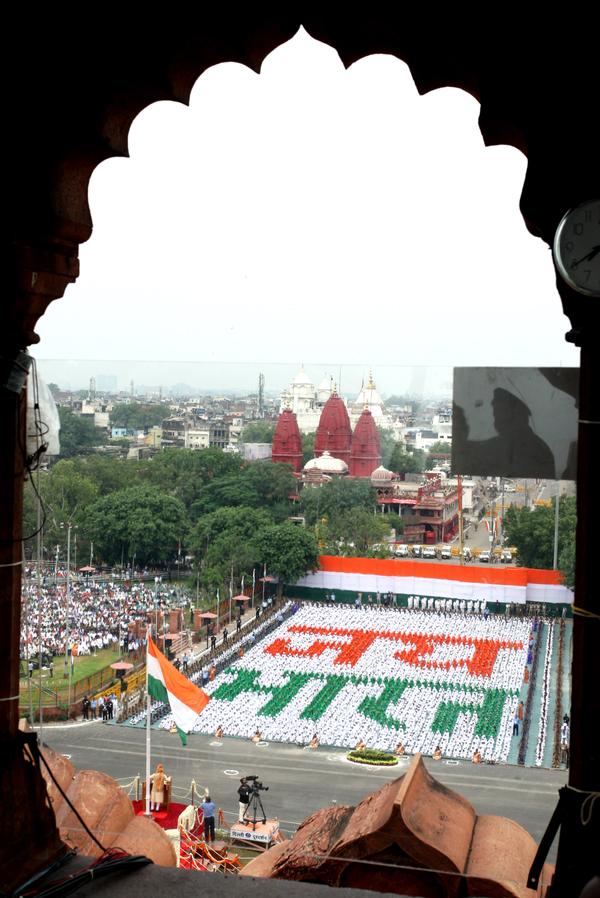Photos of 69th Independence Day Celebrations at Red Fort. 69th Independence Day,69th Independence Day Celebrations,Independence Day Celebrations,Independence Day,Independence Day 2015,Independence Day Celebrations at Red Fort,modi,Narendra Modi,Prime Minister Narendra Modi,Independence Day Celebrations pics,Inde