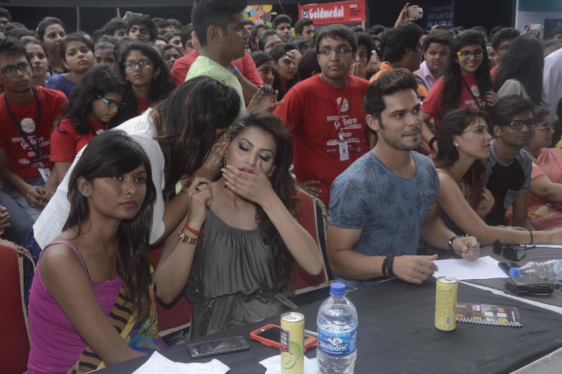 Bollywood Actress Urvashi Rautella at Umang Festival. Urvashi Rautella,Umang Festival,Urvashi Rautella at Umang Festival,Urvashi Rautella latest pics,Urvashi Rautella latest images,Urvashi Rautella latest photos,Urvashi Rautella latest pictures,Urvashi Rautella latest stills,Umang Festival 2015,Umang Festiva