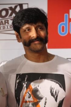 South Indian Actor Vikram's New Look for his Next Movie.