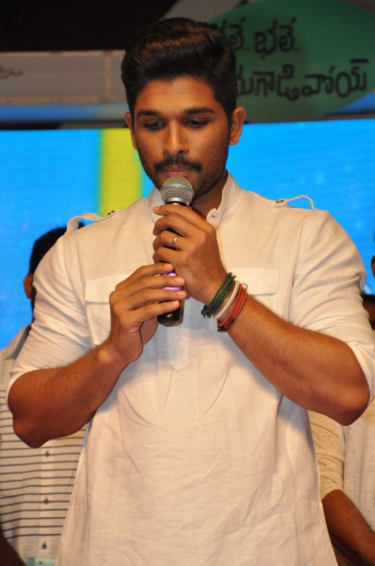 South Indian Actor Allu Arjun Latest Pictures. Allu Arjun,actor Allu Arjun,south indian actor Allu Arjun,telugu actor Allu Arjun,Allu Arjun Latest Pictures,Allu Arjun Latest pics,Allu Arjun Latest images,Allu Arjun Latest photos,Allu Arjun Latest stills