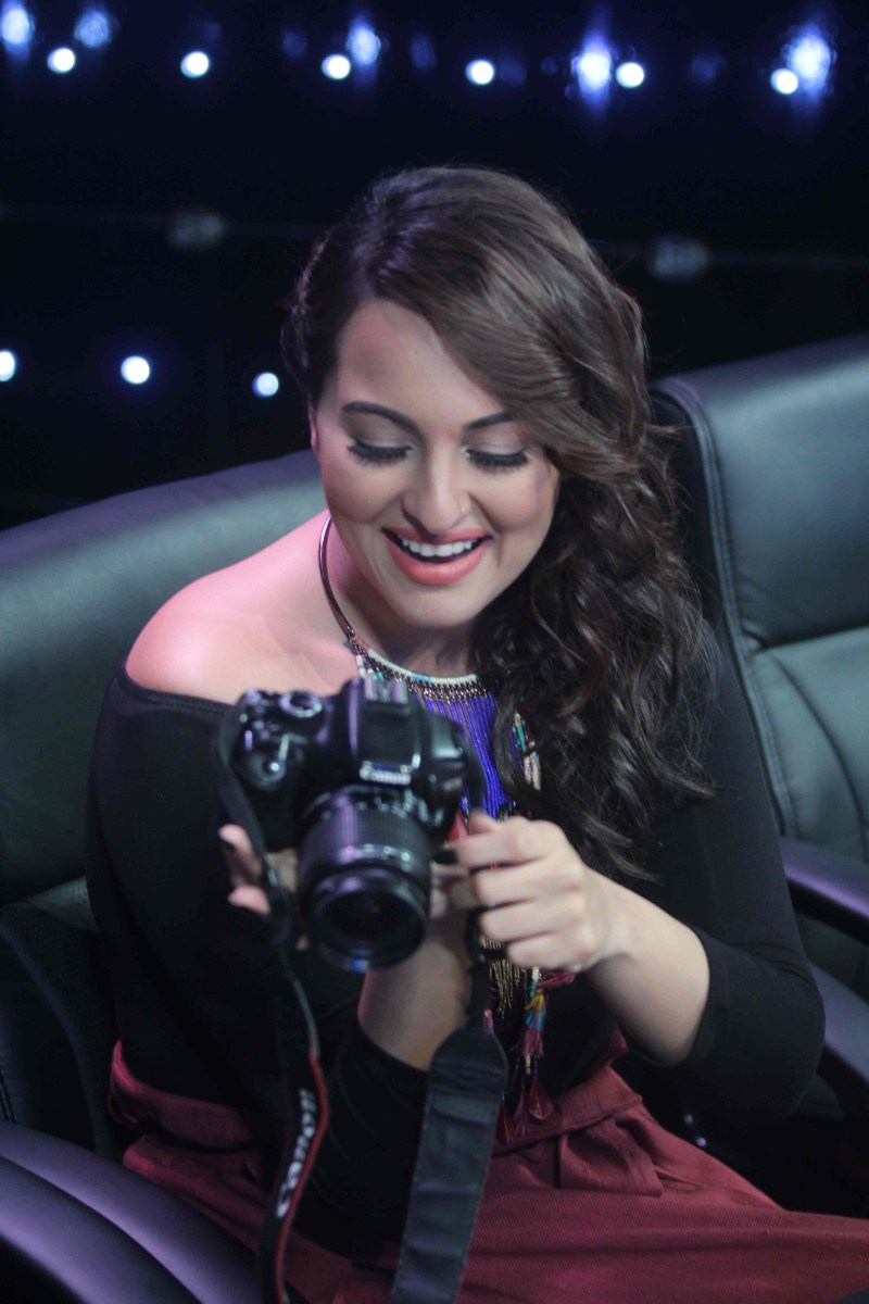 Bollywood Actress Sonakshi Sinha Latest Pictures. Sonakshi Sinha,actress Sonakshi Sinha,Sonakshi Sinha Latest Pictures,Sonakshi Sinha Latest pics,Sonakshi Sinha Latest images,Sonakshi Sinha Latest photos,Sonakshi Sinha Latest stills,Sonakshi Sinha Latest gallery
