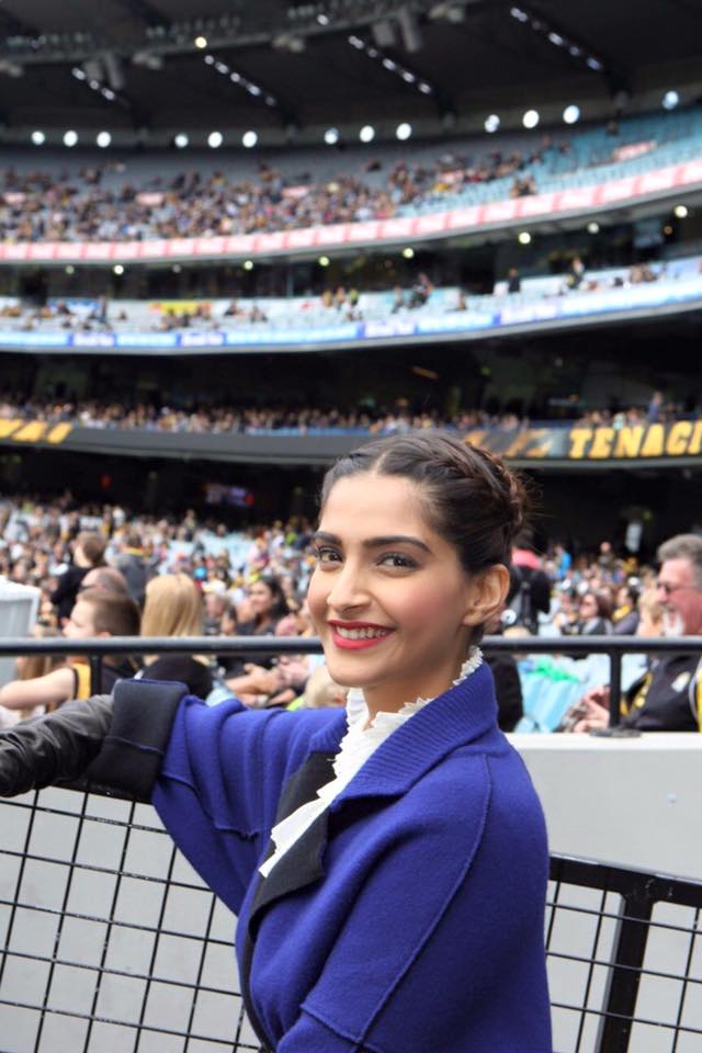 Sonam Kapoor attends Indian Film Festival of Melbourne. Sonam kapoor latest photos,Sonam Kapoor at Indian Film Festival of Melbourne,Sonam Kapoor at IIFM,IIFM,Sonam kapoor in Melbourne