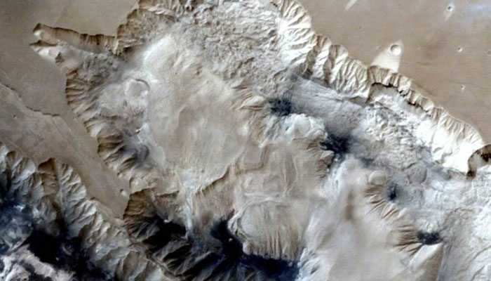 Mangalyaan, which is India's first interplanetary mission has recently sent home stunning three-dimensional images of the Valles Marineris, a 5,000 kilometers long canyon on the Red Planet. Mangalyaan,Mangalyaan sends 3D pictures of Canyon on Mars,Canyon on Mars,3D pictures of Canyon on Mars,3D pictures