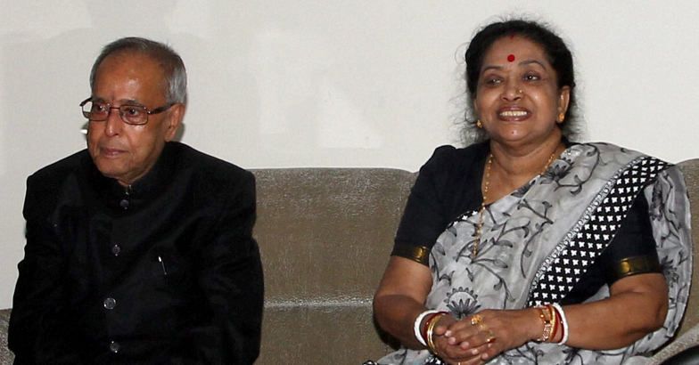 President Pranab Mukherjee's wife Suvra Mukherjee passed away due to respiratory failure, where she was admitted to the Intensive Care Unit (ICU) in hospital. Pranab Mukherjee's wife Suvra Mukherjee passes away,President Pranab Mukherjee,Suvra Mukherjee passes away,Suvra Mukherjee,Suvra Mukherjee dies