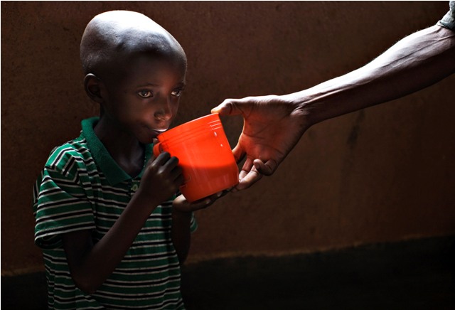 World Humanitarian Day is observed on 19 August. World Humanitarian Day,Humanitarian Day,Humanitarian Day photos