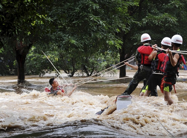 World Humanitarian Day is observed on 19 August. World Humanitarian Day,Humanitarian Day,Humanitarian Day photos